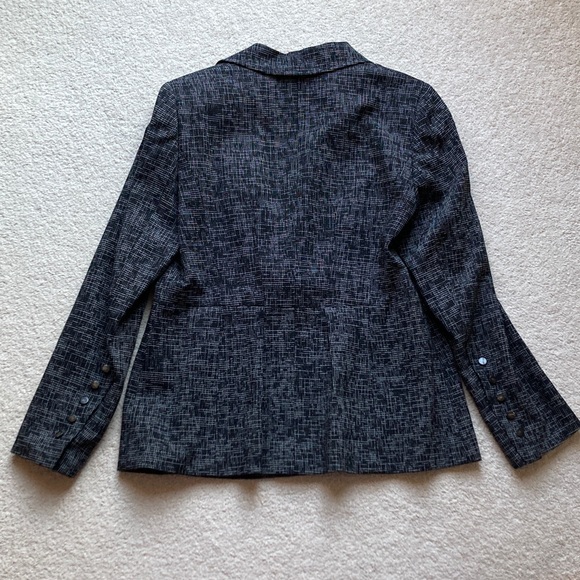 Escada blazer - Picture 10 of 14